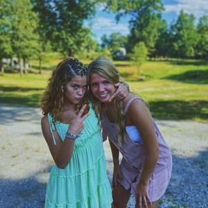 Meet your Posher, Katelyn